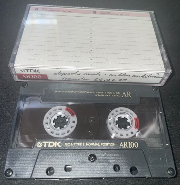 File:Tape-1985-03-26.jpg