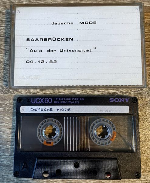 File:Tape-1982-12-09.jpg